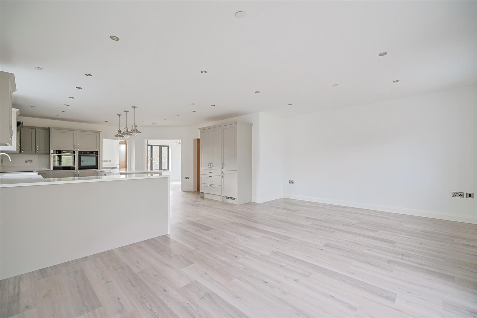 Clos Yr Ysgol, Milo, Llandybie, Ammanford, SA18 3PU